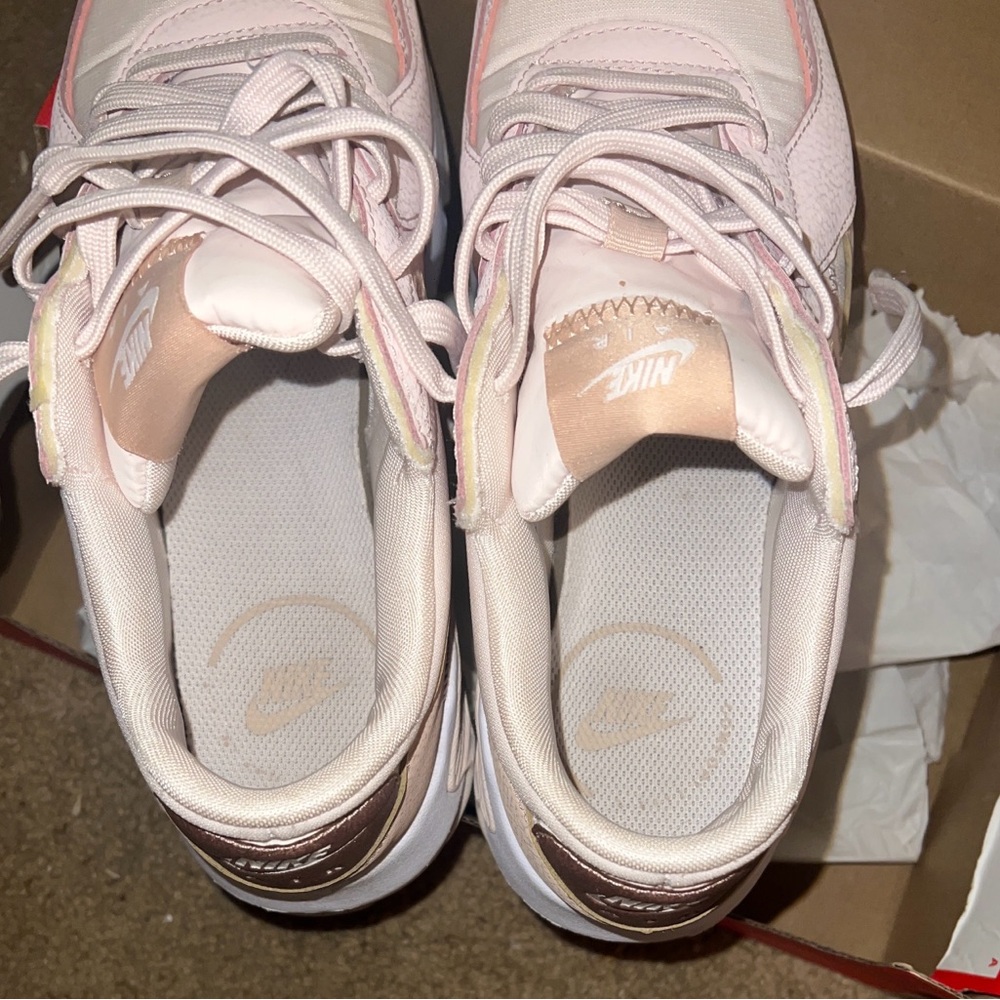 Nike Women's Athletic Shoes - Pink and White